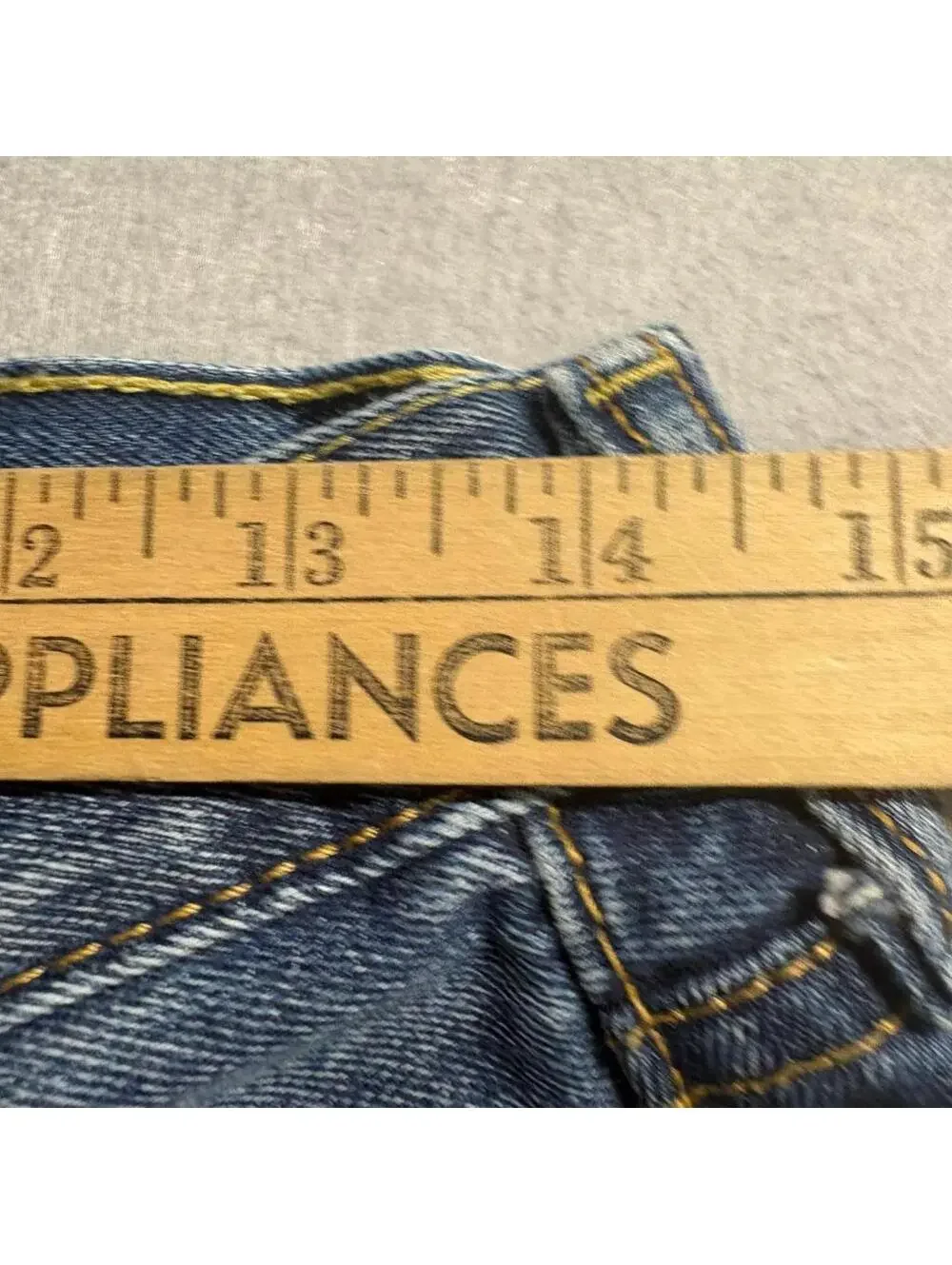 Levis 502 Regular Taper Jeans Mens 30x32 Distressed Ripped Blue Denim 100%